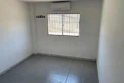 Aluga-se Sala Comercial em Bairro Novo