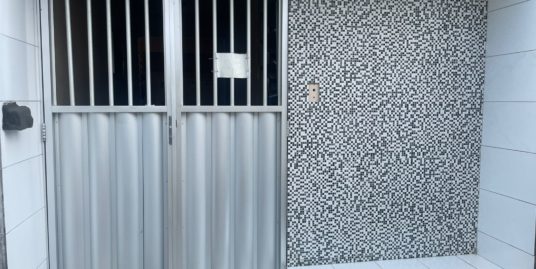 Aluga-se Apartamento no 1° andar em Rio Doce – Olinda