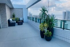 Vende-se Apartamento em Casa Caiada