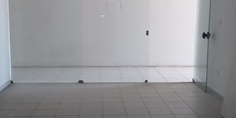 WhatsApp Image 2025-12-10 at 14.29.14 (2)